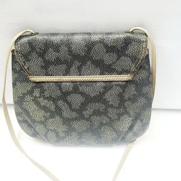 Yves Saint Laurent Leather Shoulder Bag - Picture 6 of 6